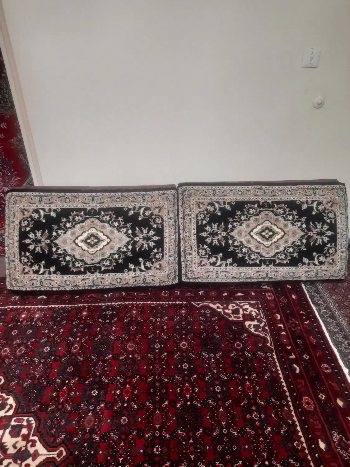 یک جفت پشتی نو نو|پشتی|همدان, |دیوار