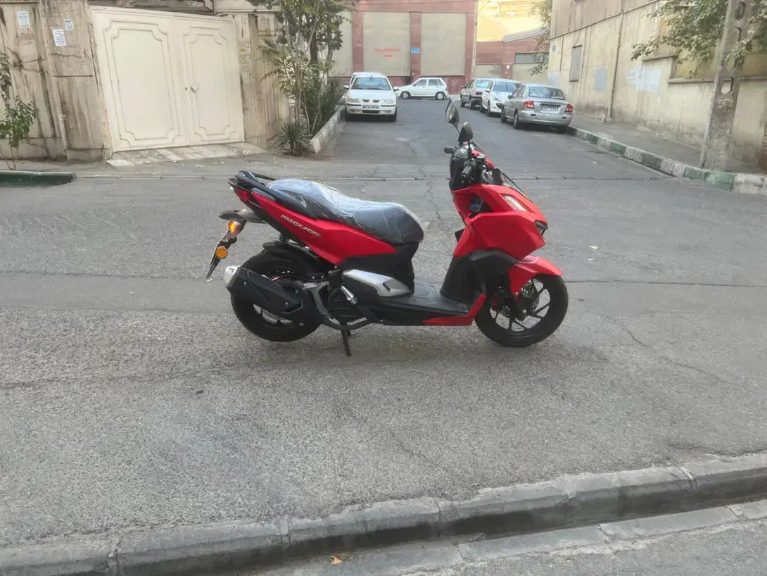 واریو کلیک|موتورسیکلت|تهران, تهران‌ویلا|دیوار