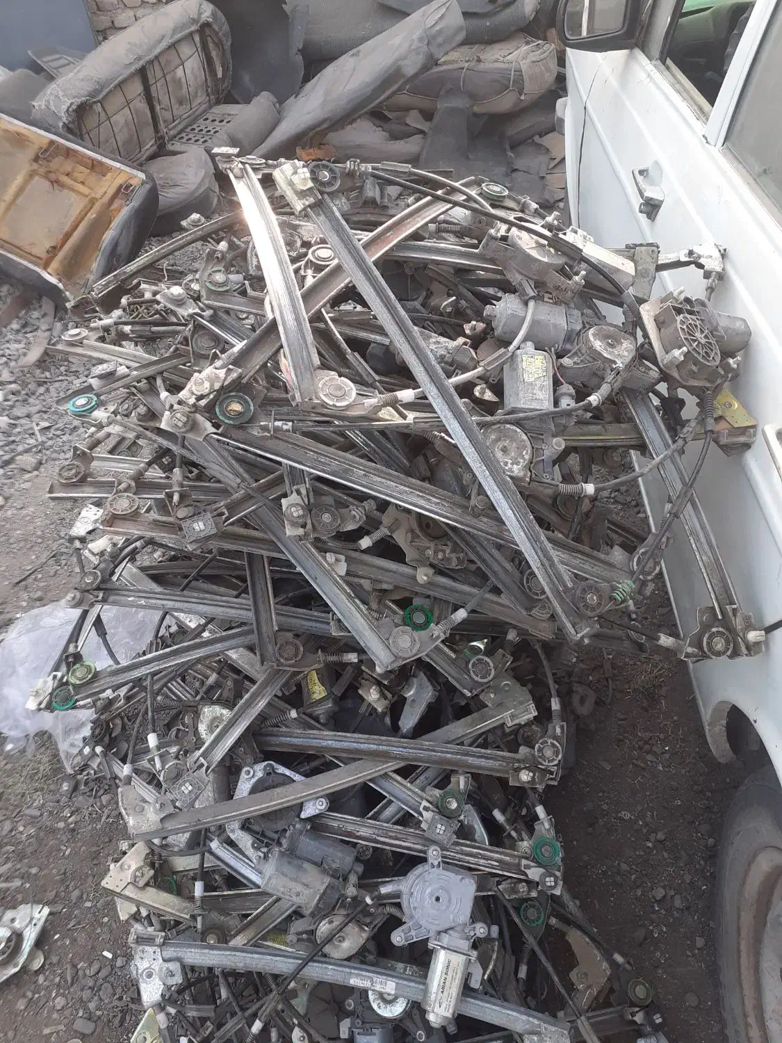 شیشه بالابر|قطعات یدکی و لوازم جانبی|مشهد, اروند|دیوار