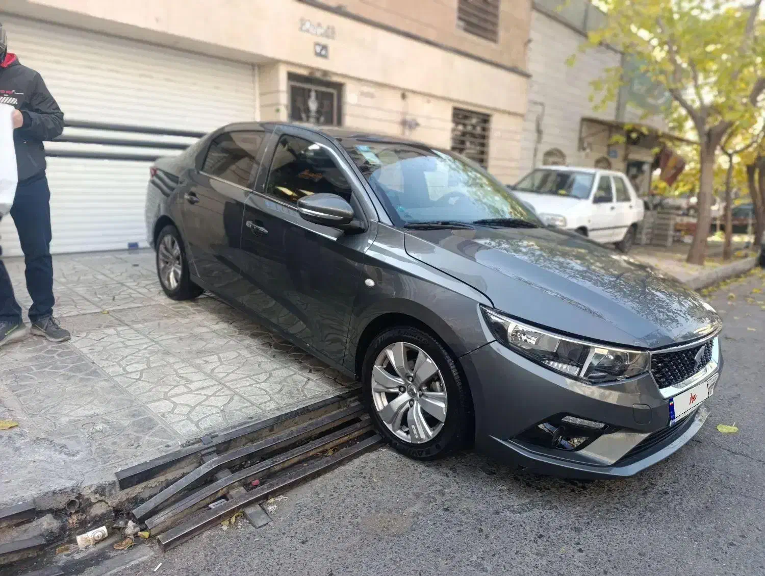 تارا اتومات1402بیرنگ تک برگ سند فروش یا معاوضه|خودرو سواری و وانت|تهران, تهرانپارس غربی|دیوار