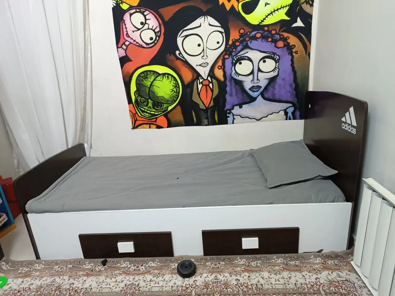 تخت نوجوان|تخت و سرویس خواب|رباط‌کریم, مسکن مهر آبشناسان|دیوار