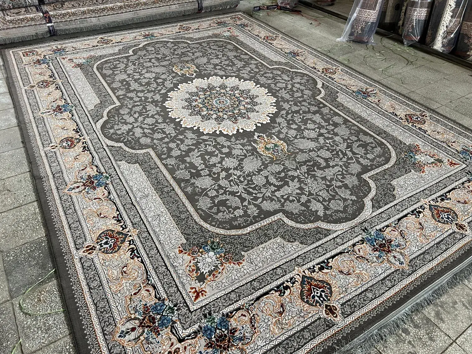 فرش طرح ۷۰۰ شونه جدید|فرش|دزفول, |دیوار