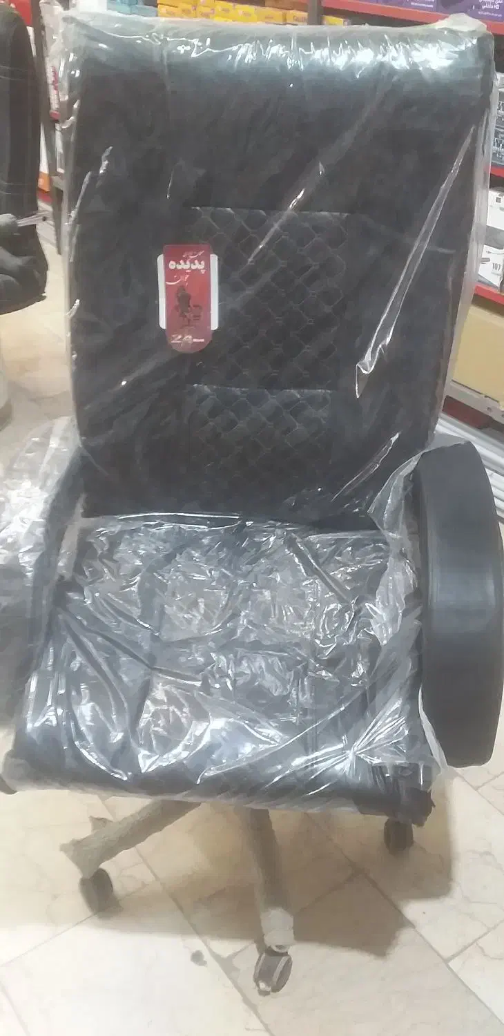 حراج ۲ عدد صندلی مدیریتی|مبلمان اداری|بروجرد, |دیوار