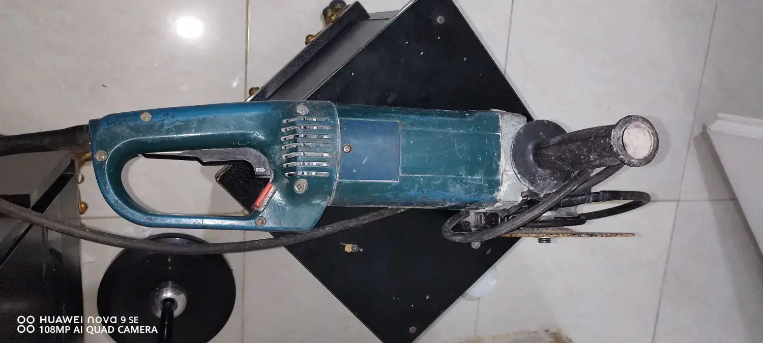 سنگ فرز بزرگ بوش|ابزارآلات|چهارباغ, |دیوار