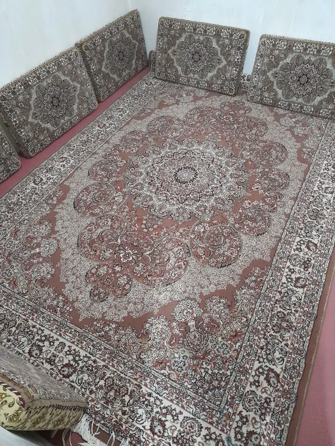 لوازم خانگی|فرش|کرج, شهرک جهان‌نما|دیوار