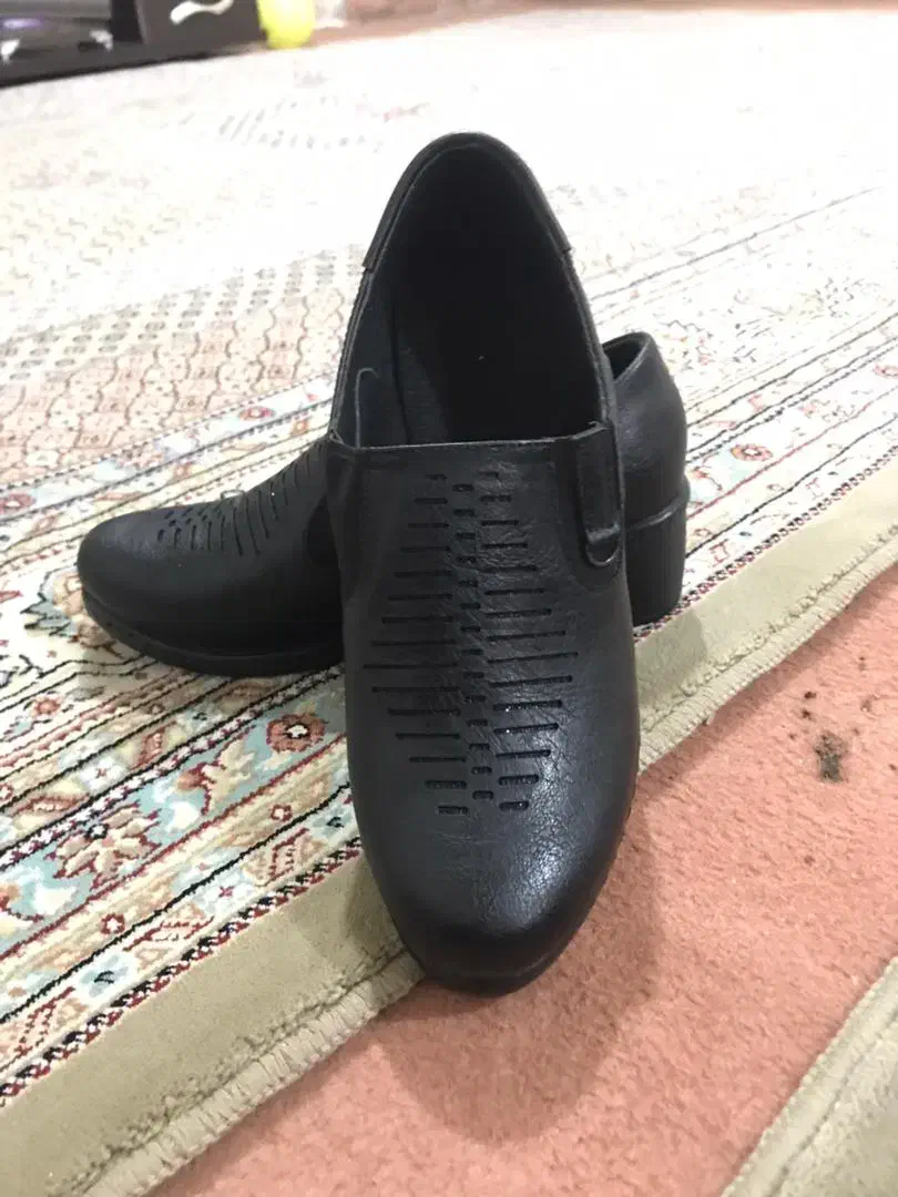 کفش زنانه سایز ۳۹|کیف، کفش، کمربند|بروجرد, |دیوار