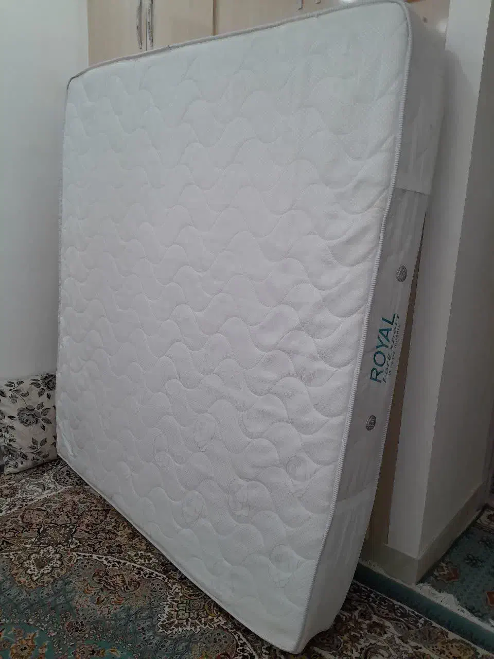 خوشخواب تخت خواب|تشک تختخواب|کاشمر, |دیوار