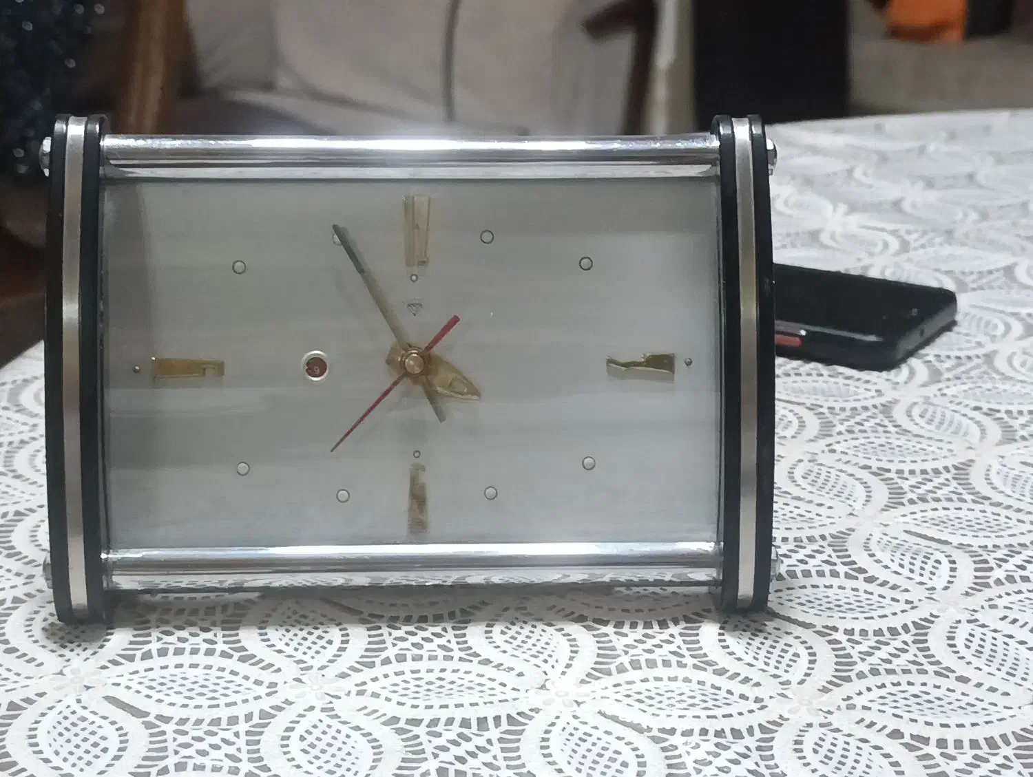 ساعت رومیزی قدیمی|کلکسیون اشیاء عتیقه|فردیس, شهرک سپاه|دیوار