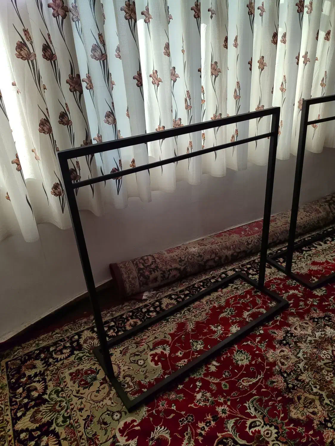 رگال فلزی|بندرخت و رخت‌آویز|بوکان, |دیوار