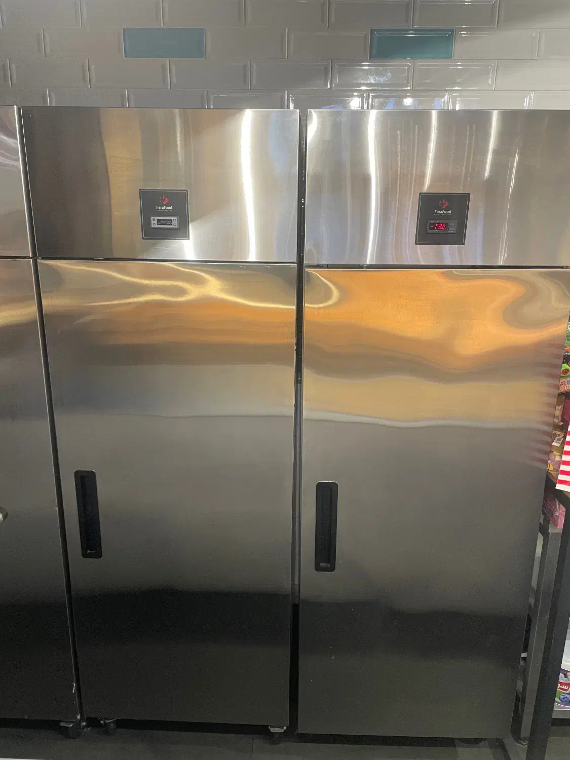 یخچال ایستاده برند فرافود|کافیشاپ و رستوران|تهران, حصار بوعلی|دیوار