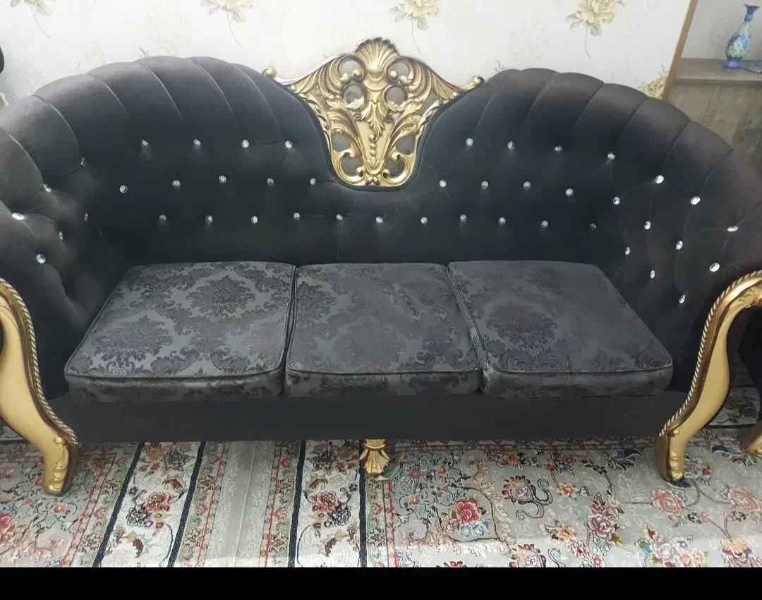 مبل ۷ نفره|مبلمان خانگی و میز عسلی|شاهین‌شهر, مسکن مهر|دیوار