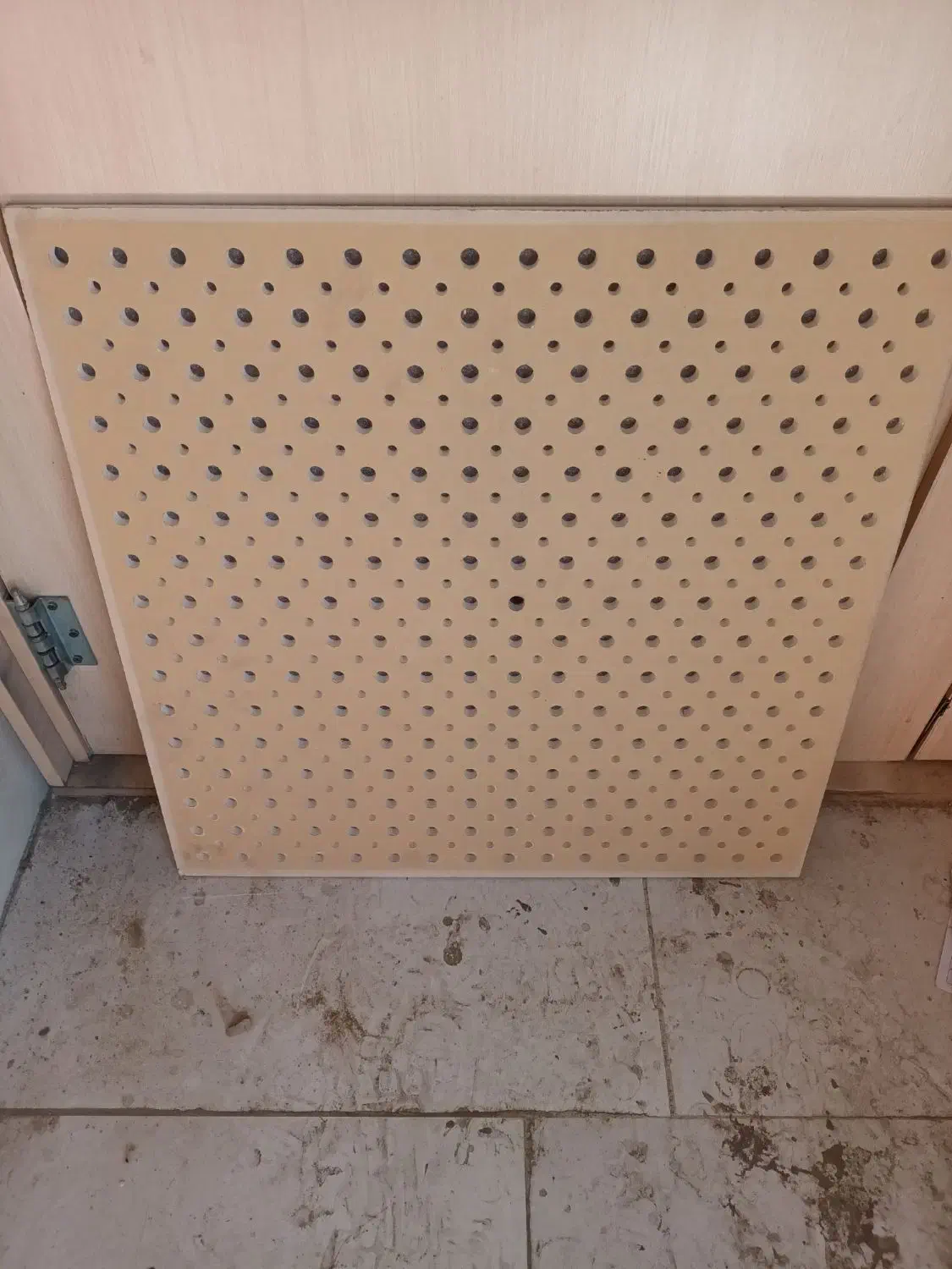 چراغ ۶۰×۶۰ و تایل|لامپ و چراغ|یزد, |دیوار