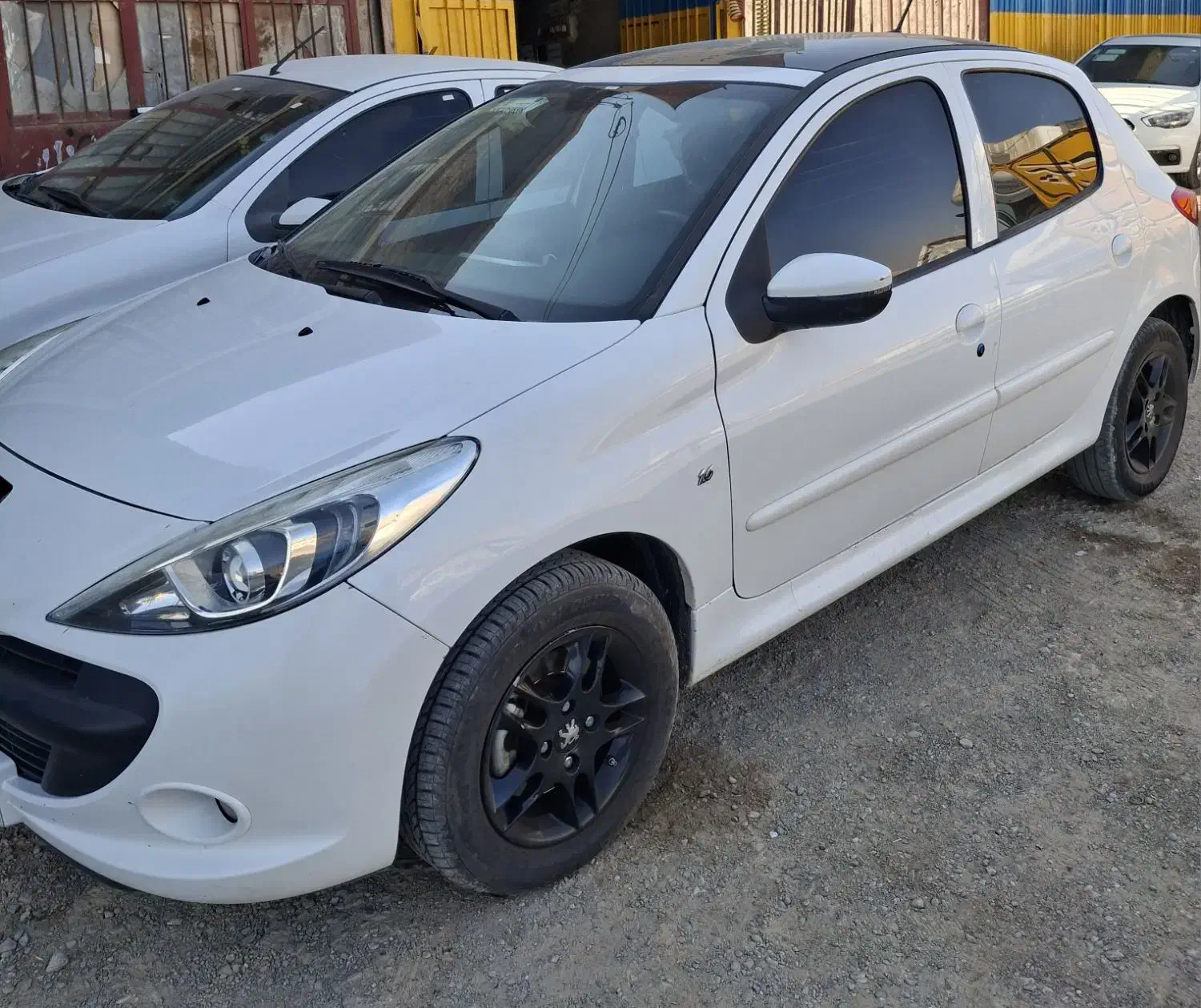 ۲۰۷پانا ۴۰۲|خودرو سواری و وانت|زابل, |دیوار