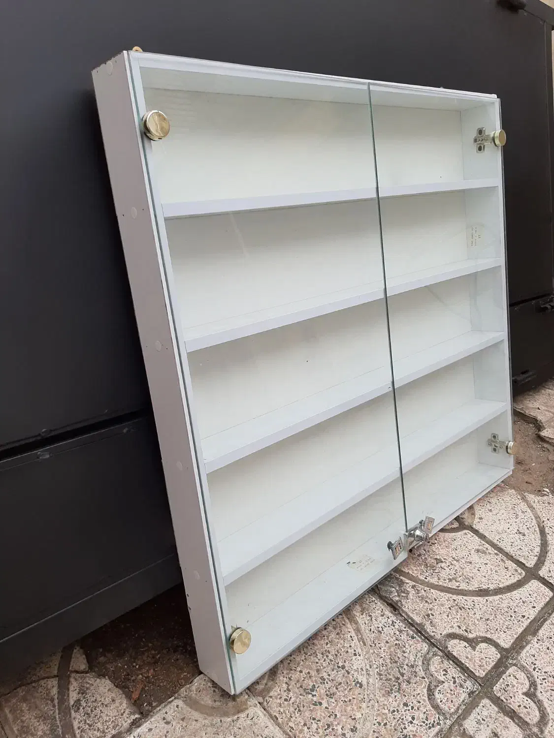 میز ناخن استند لاک و صندلی|آرایشگاه و سالنهای زیبایی|اردبیل, |دیوار