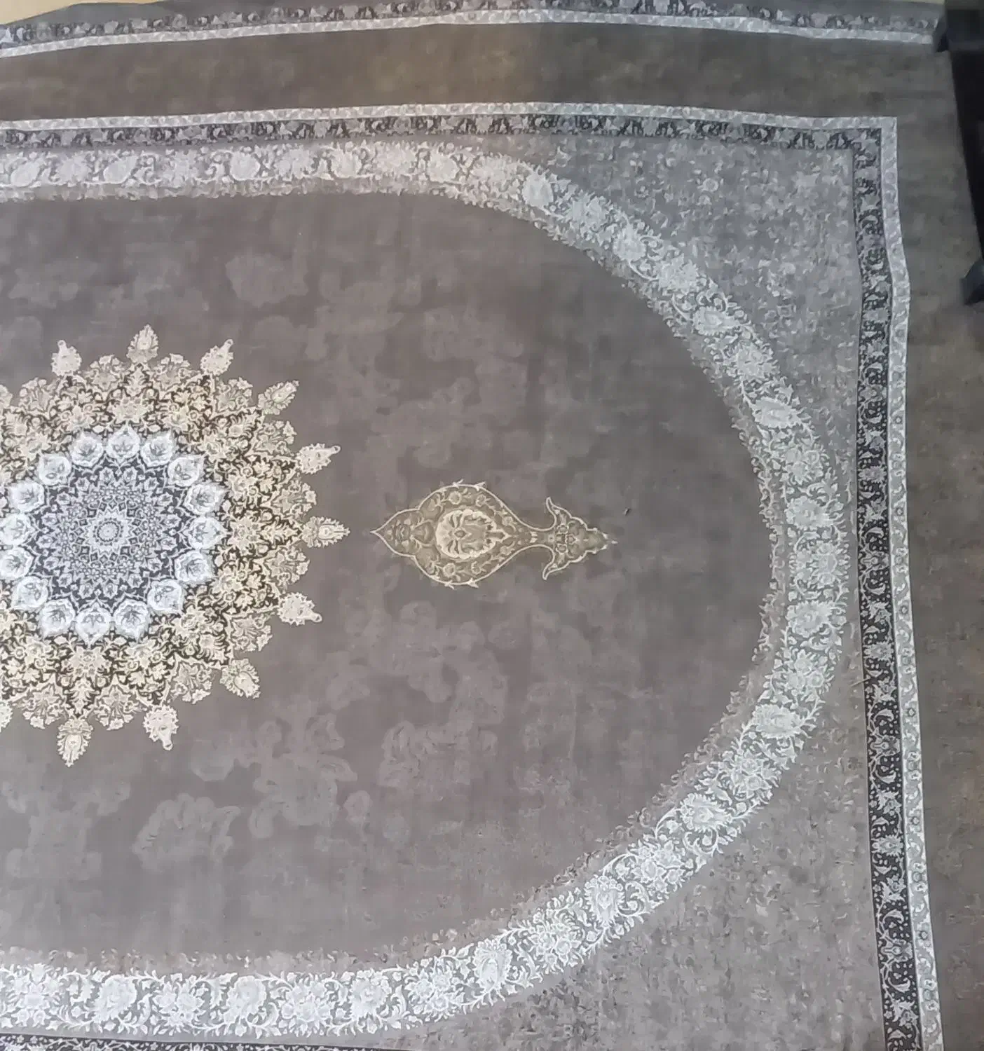 فروش کاور فرش در حد نو|روفرشی|یزد, |دیوار