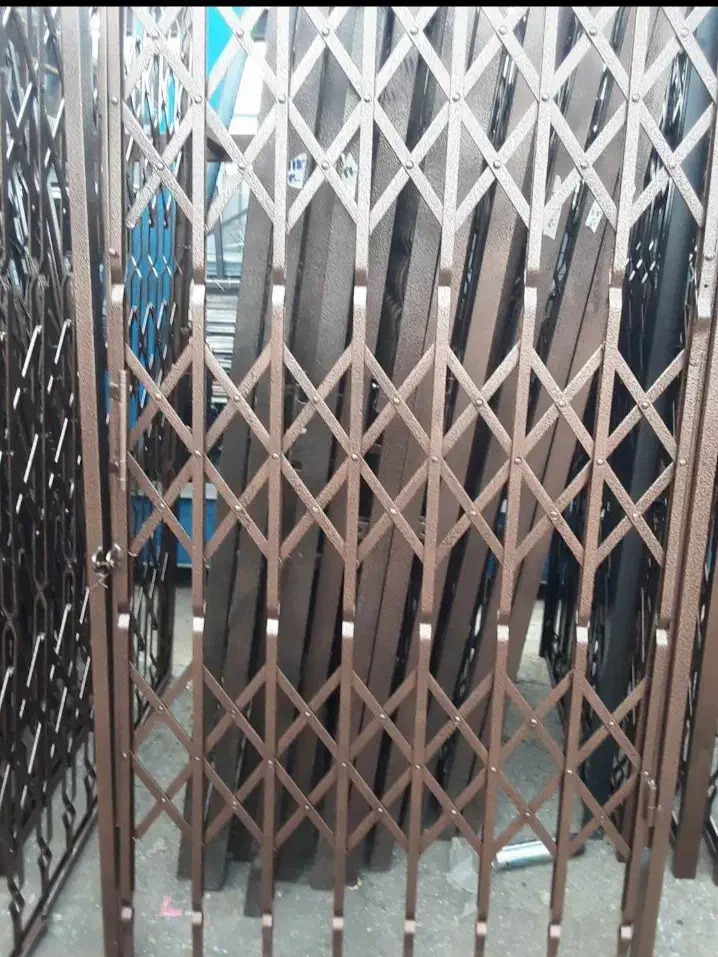 درب اکاردیونی حفاظ جوشکاری نرده گلبهار|مصالح و تجهیزات ساختمان|گلبهار, شهر جدید گلبهار|دیوار