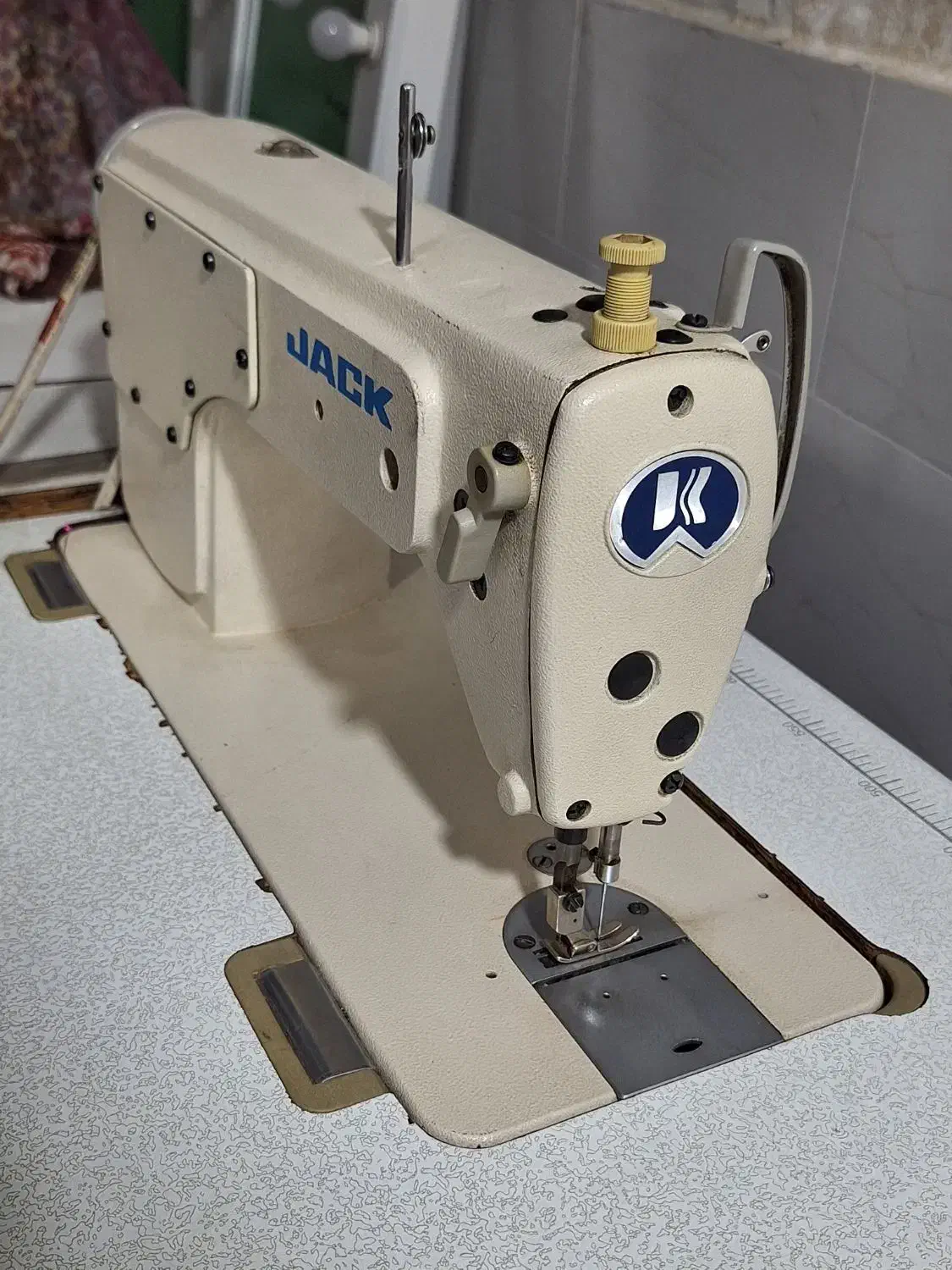 چرخ راسته دوز جک|چرخ خیاطی و ریسندگی|رباطکریم, رباطکریم|دیوار