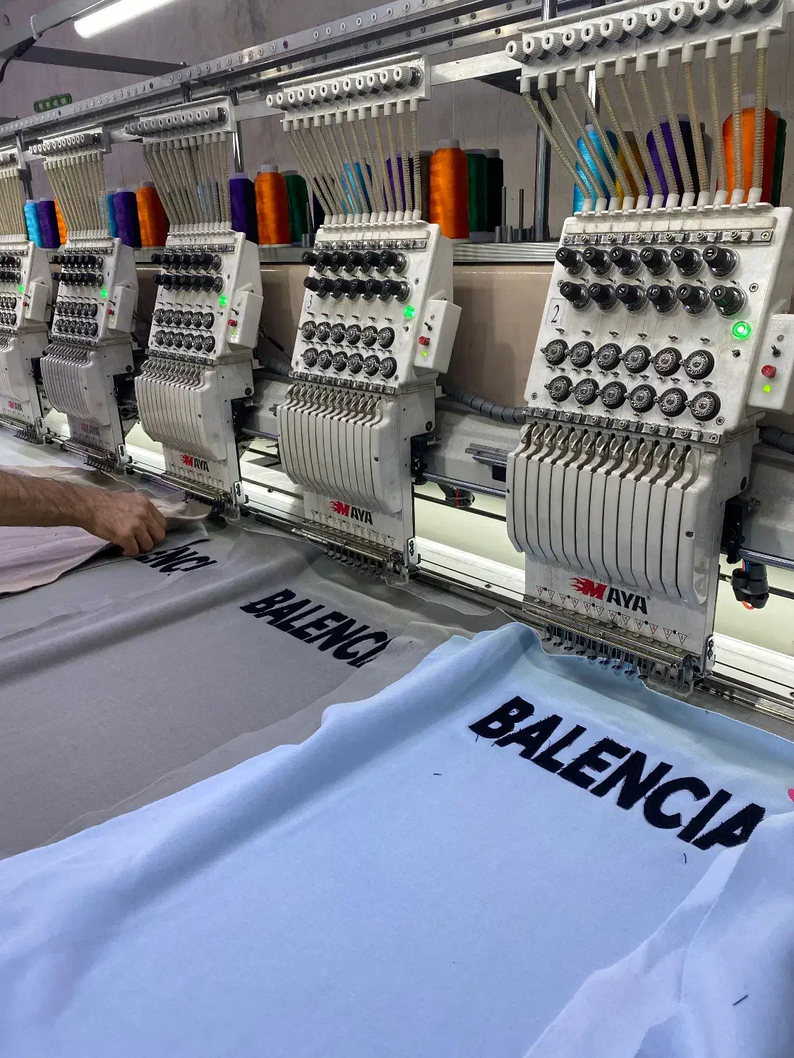 وسط کار و کارگر ساده|استخدام صنعتی، فنی، مهندسی|تهران, آذری|دیوار