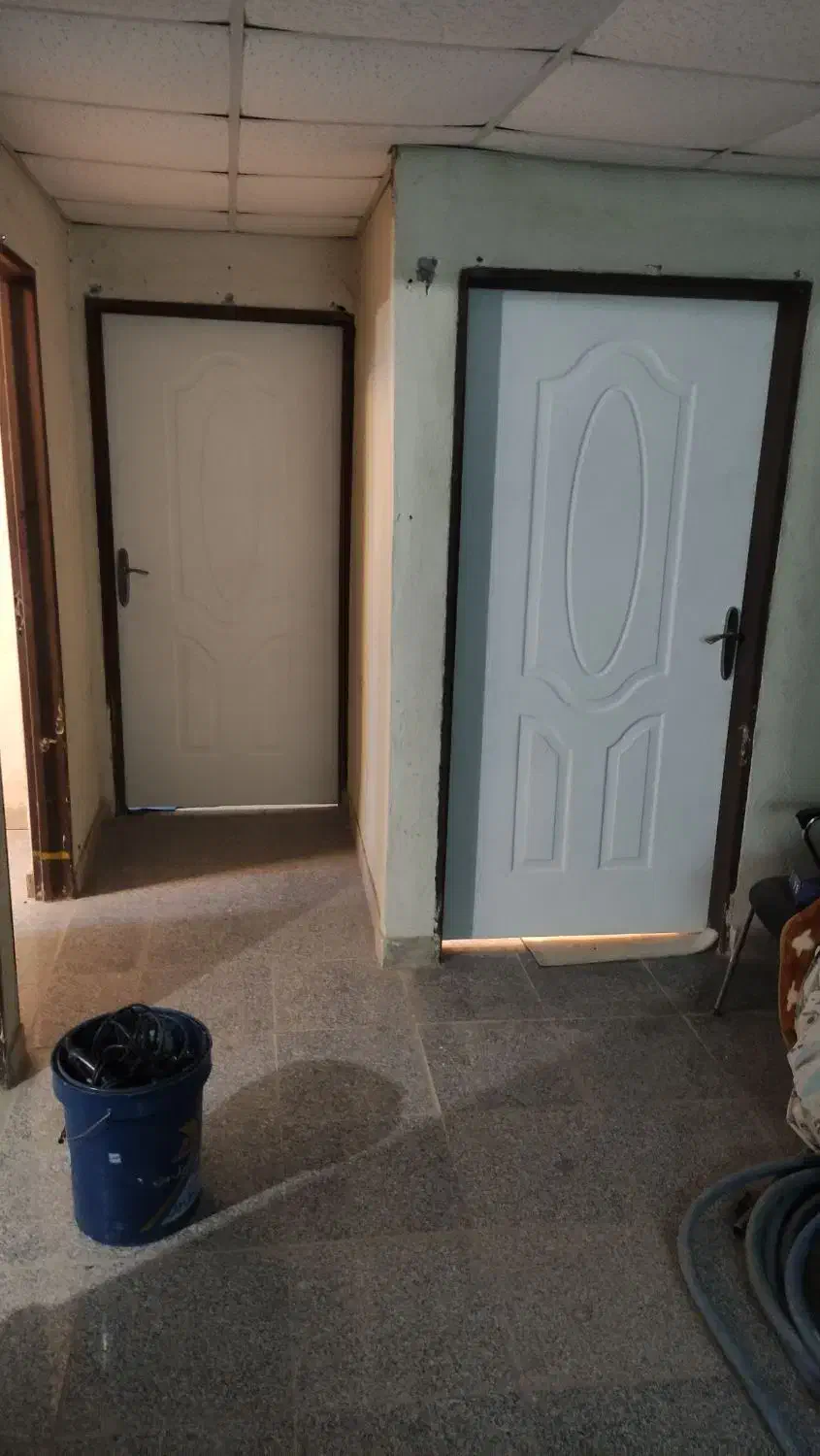 نصاب حرفه ای درب چوبی|خدمات پیشه و مهارت|پرند, فاز ۵|دیوار