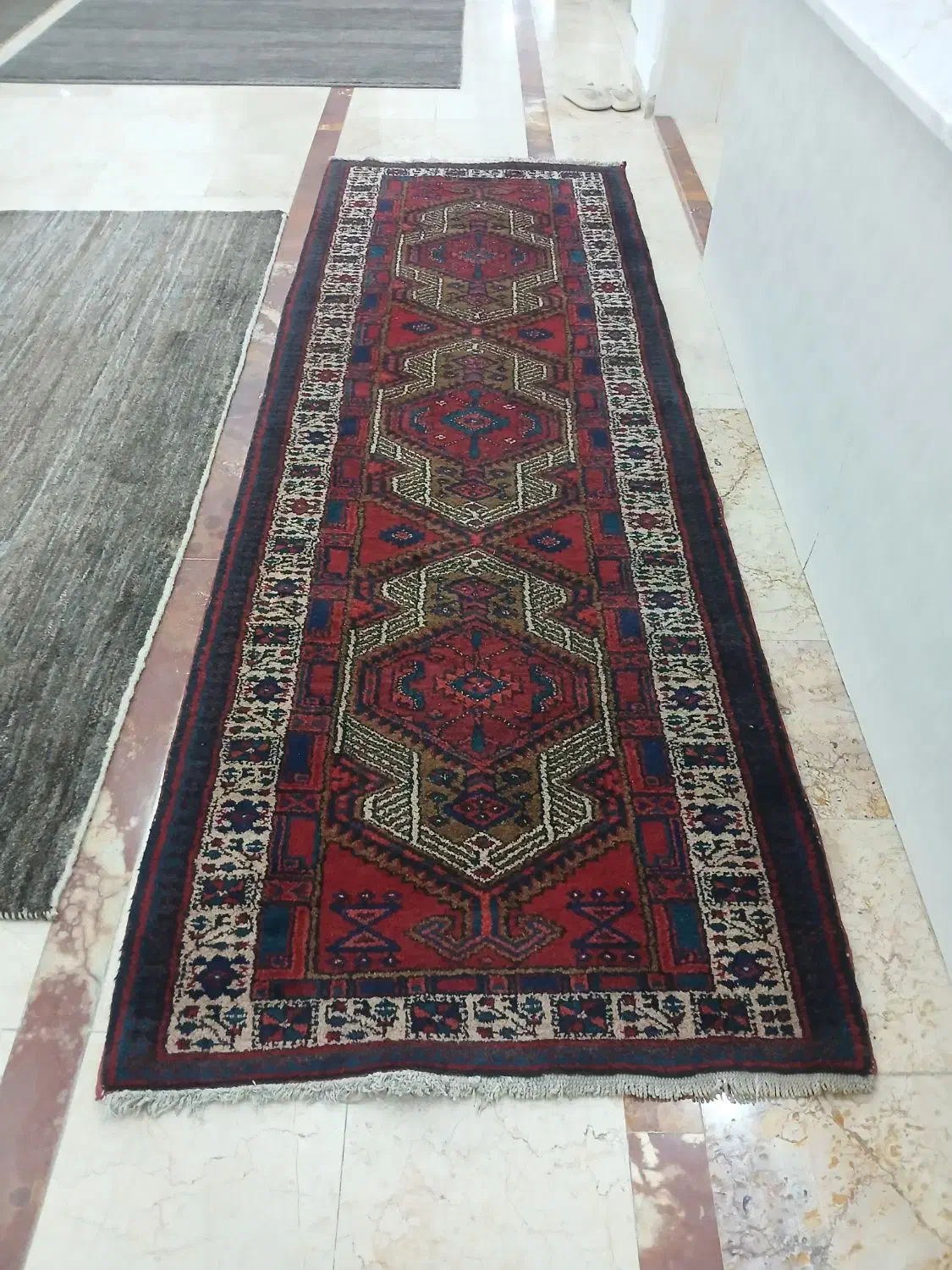 فرش کناره دستبافت سراب|فرش|تهران, آزادشهر|دیوار