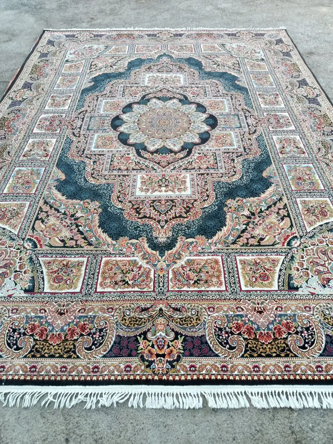 ۳ جفت ۱۲ متری|فرش|مشهد, عامل|دیوار