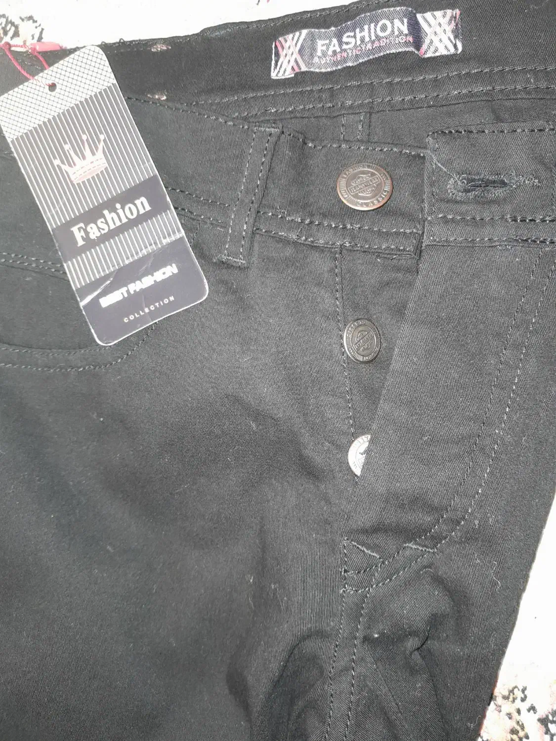 شلوار کتان|لباس|قم, شاه احمد قاسم|دیوار