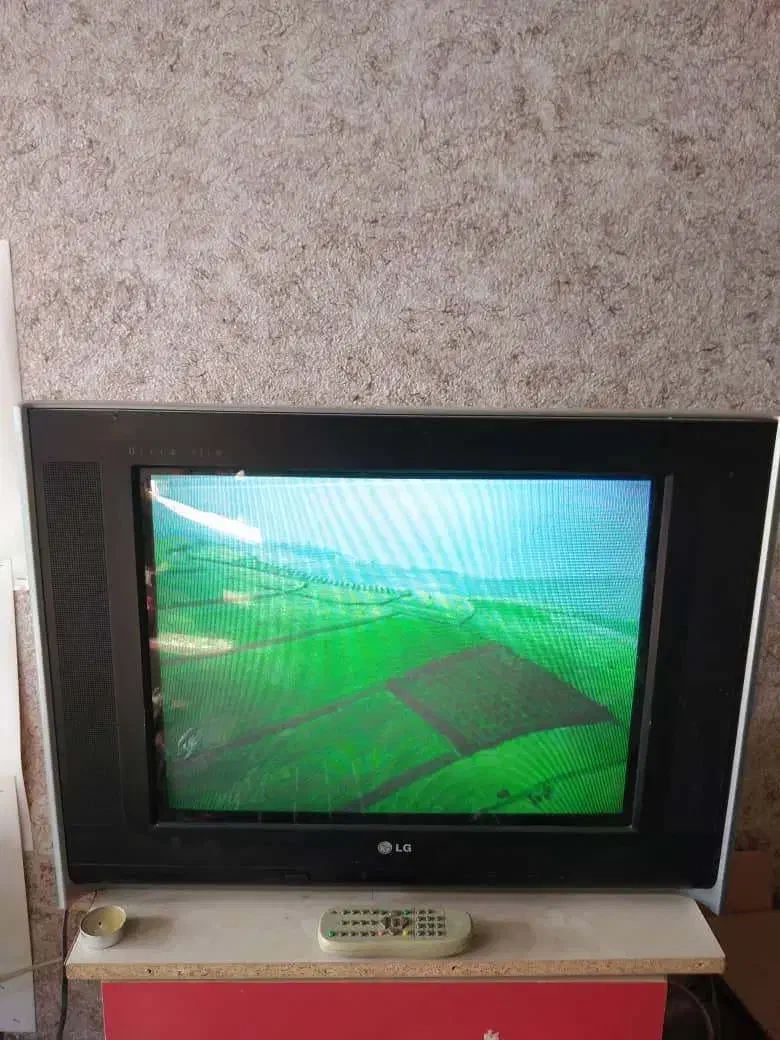 تلویزیون 21 اینچ|تلویزیون و پروژکتور|گرگان, |دیوار