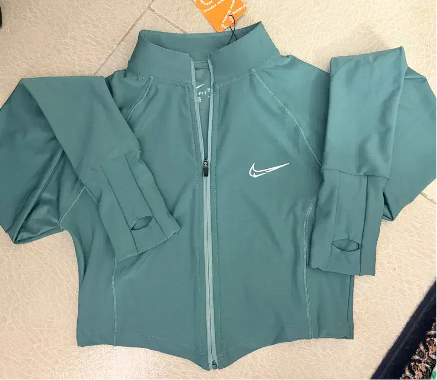 ست ورزشی|لباس|اراک, |دیوار