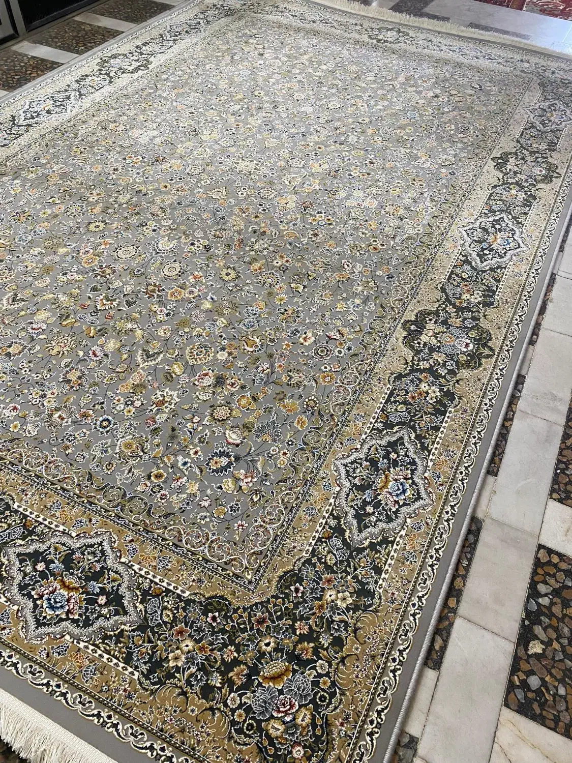 ۴عددفرش نوآکبند۶متری ۱۲۰۰شانه ۳۶۰۰تراکم|فرش|سقز, |دیوار