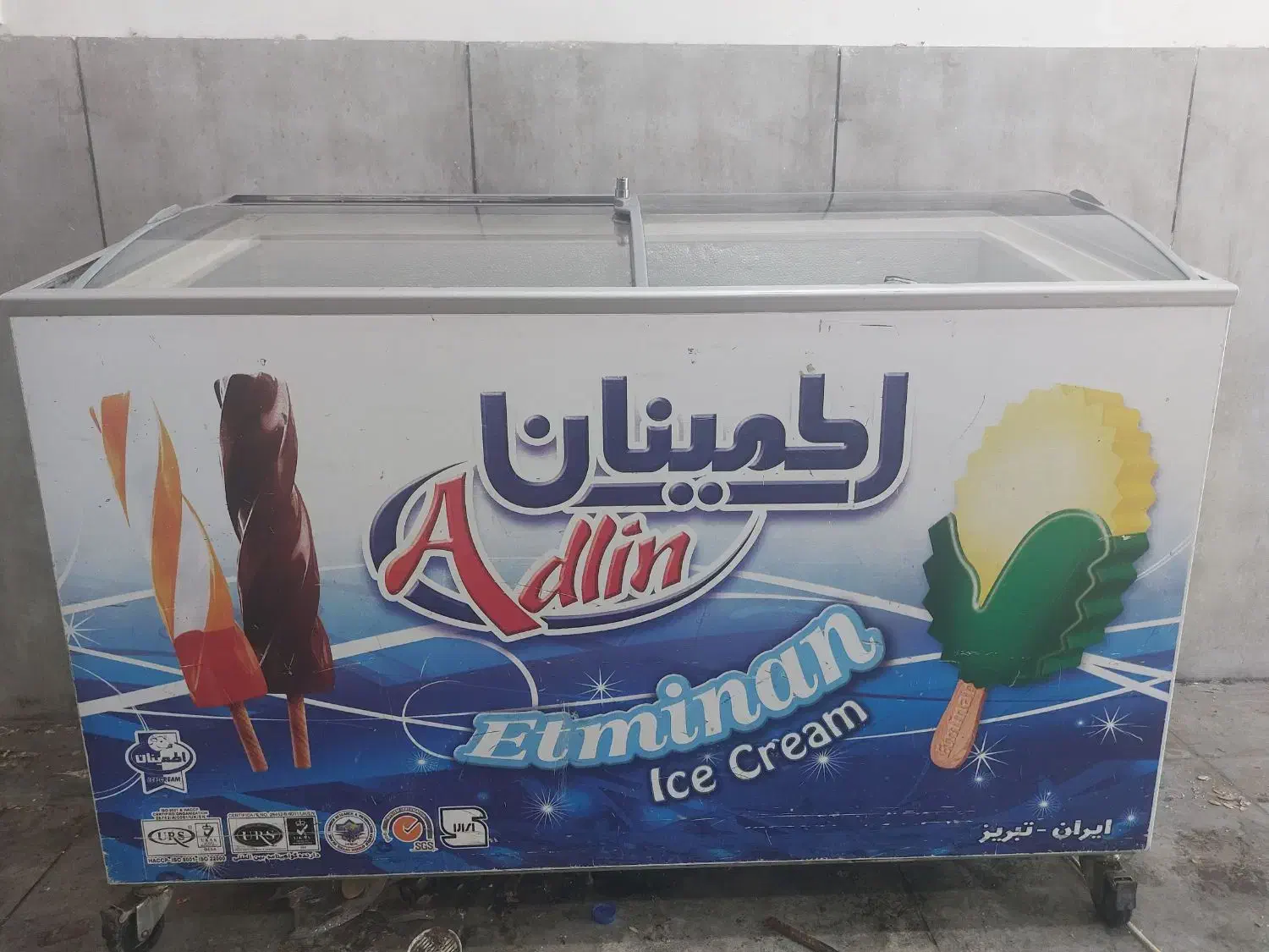 فریزر بستنی ۱متر و ۳۰|فروشگاه و مغازه|سیرجان, |دیوار