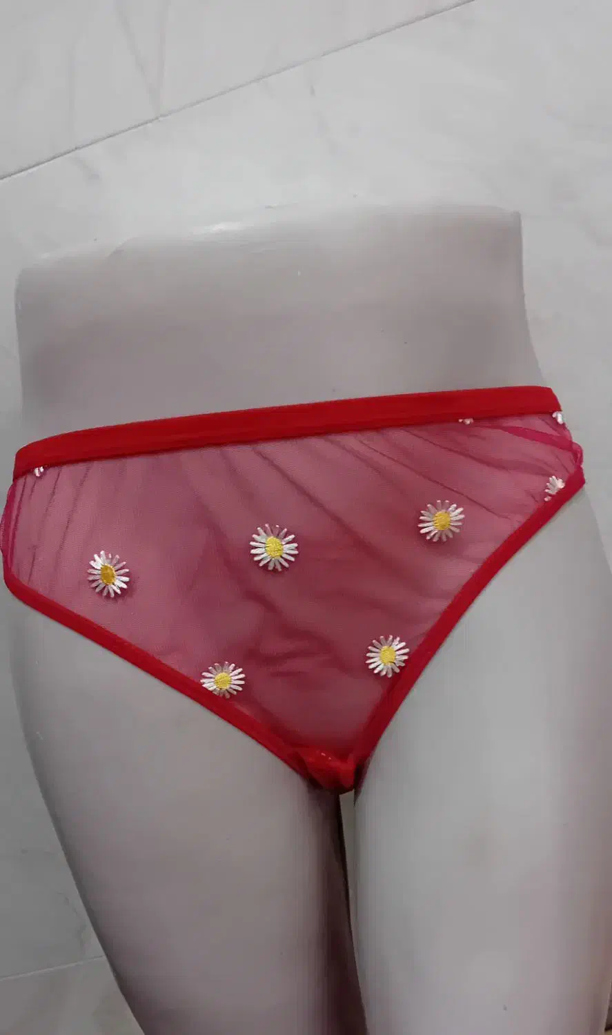 قرمز مشکی|لباس|مرند, |دیوار