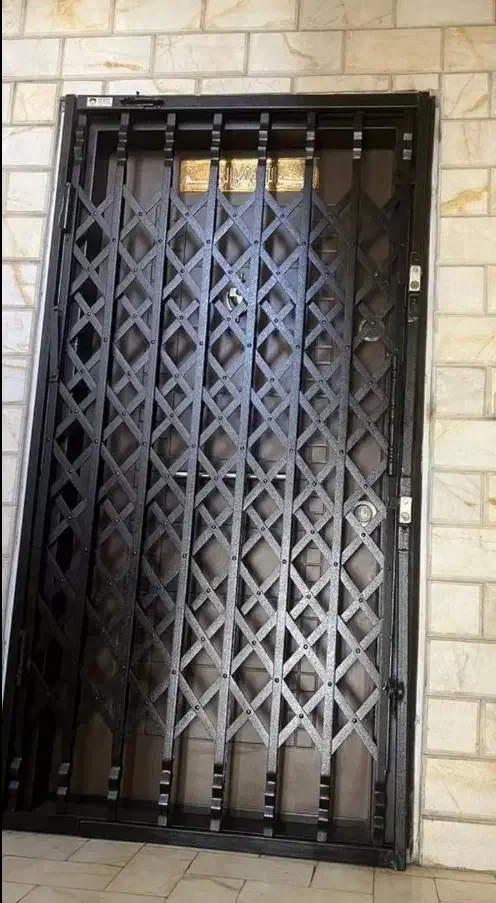 درب آکاردیونی و شاخ گوزنی|خدمات پیشه و مهارت|فردیس, نسترن غربی|دیوار