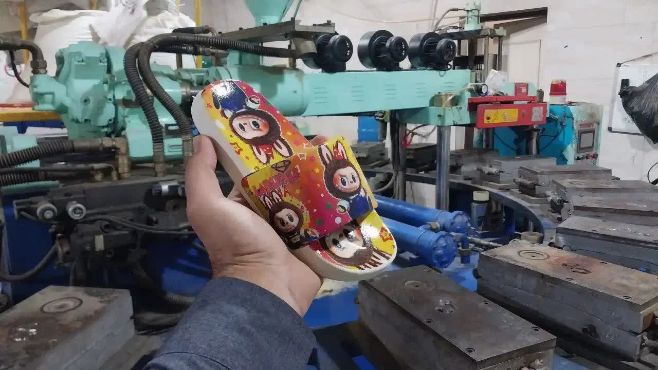 استخدام منشی کارخانه دمپایی|استخدام اداری و مدیریت|قم, جمکران|دیوار