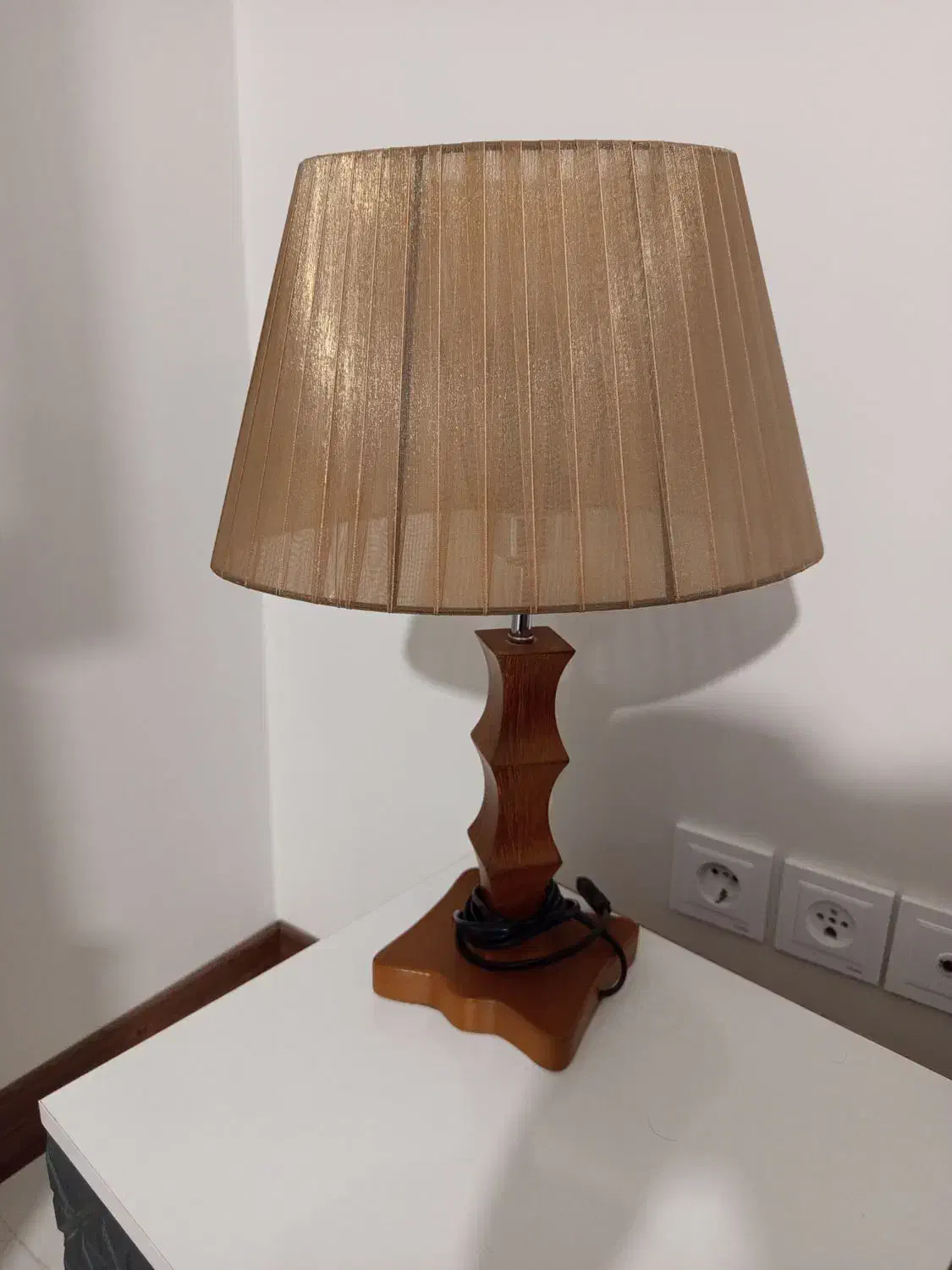 اباژوررومیزی|چراغ خواب و آباژور|اصفهان, جوزدان الیادران|دیوار