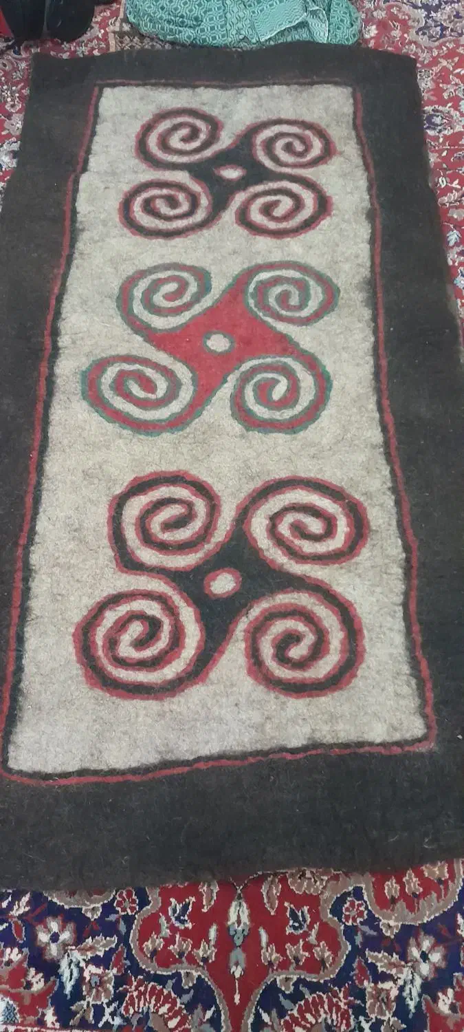 دمپائی نمدی|کیف، کفش، کمربند|فردیس, قریشی|دیوار