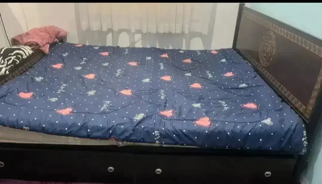 تخت خوش خواب|تخت و سرویس خواب|آستانه اشرفیه, |دیوار