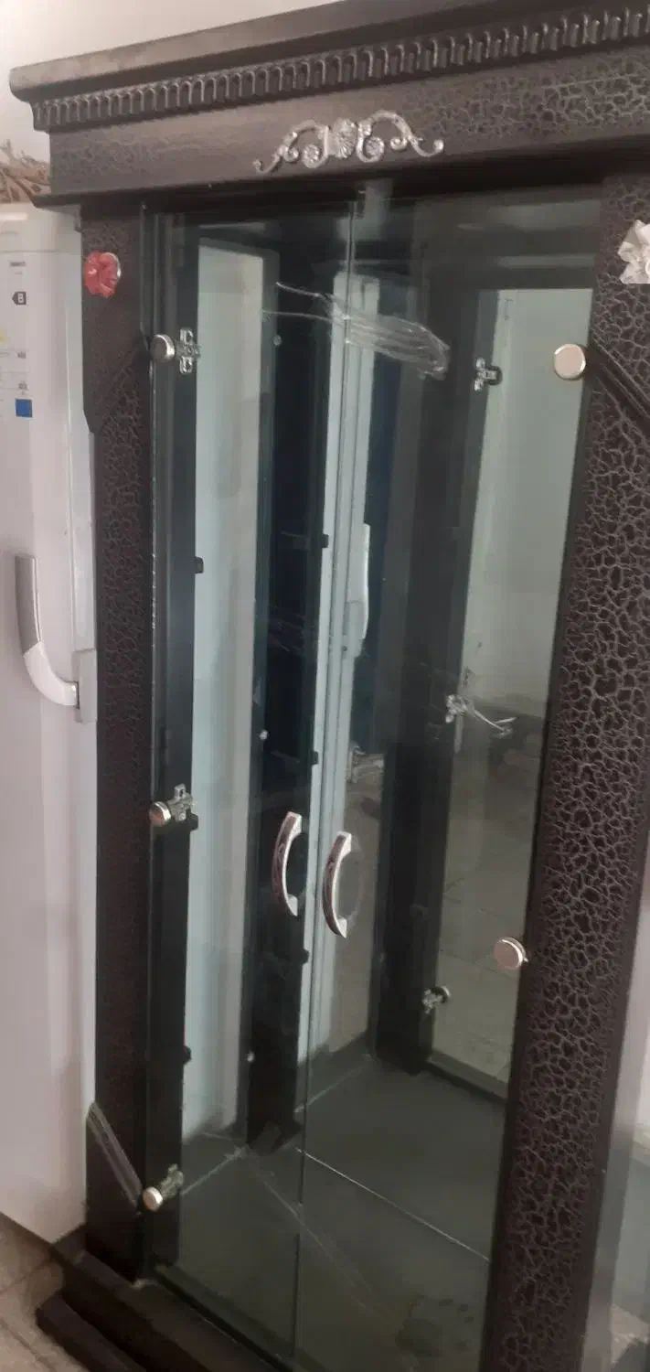 گلیم فرش + بوفه ایستاده|صنایع دستی و سایر لوازم تزئینی|بروجرد, |دیوار