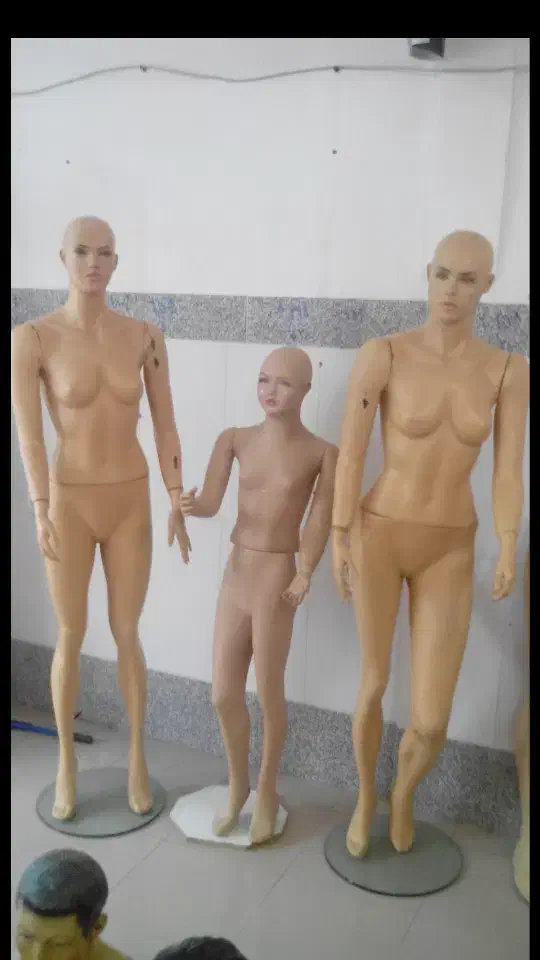 مانکن، اتاق پرو، آویز  و میله رگال|حراج|خوی, |دیوار