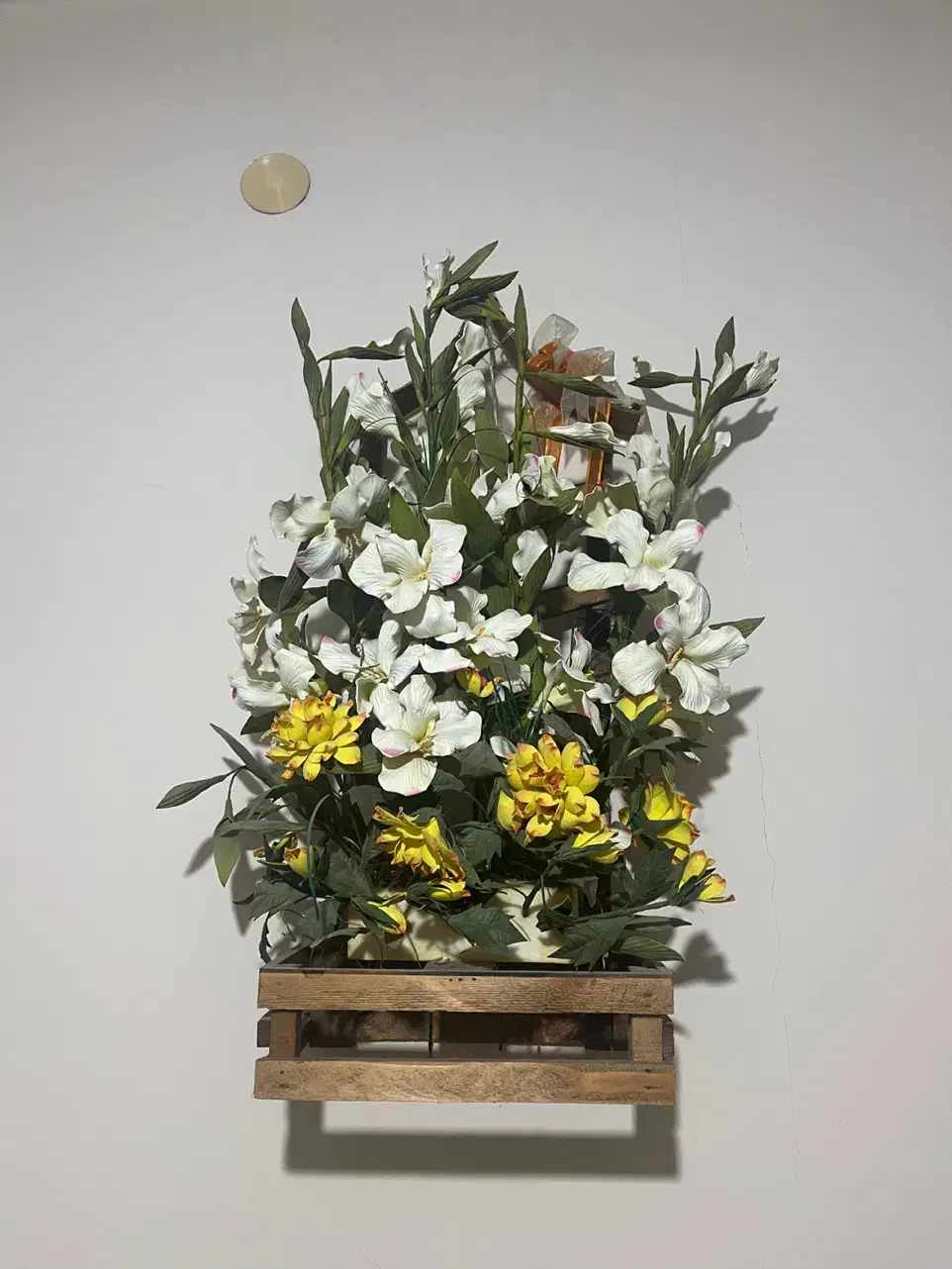 گلدان گل|گل مصنوعی|شیراز, کاراندیش|دیوار