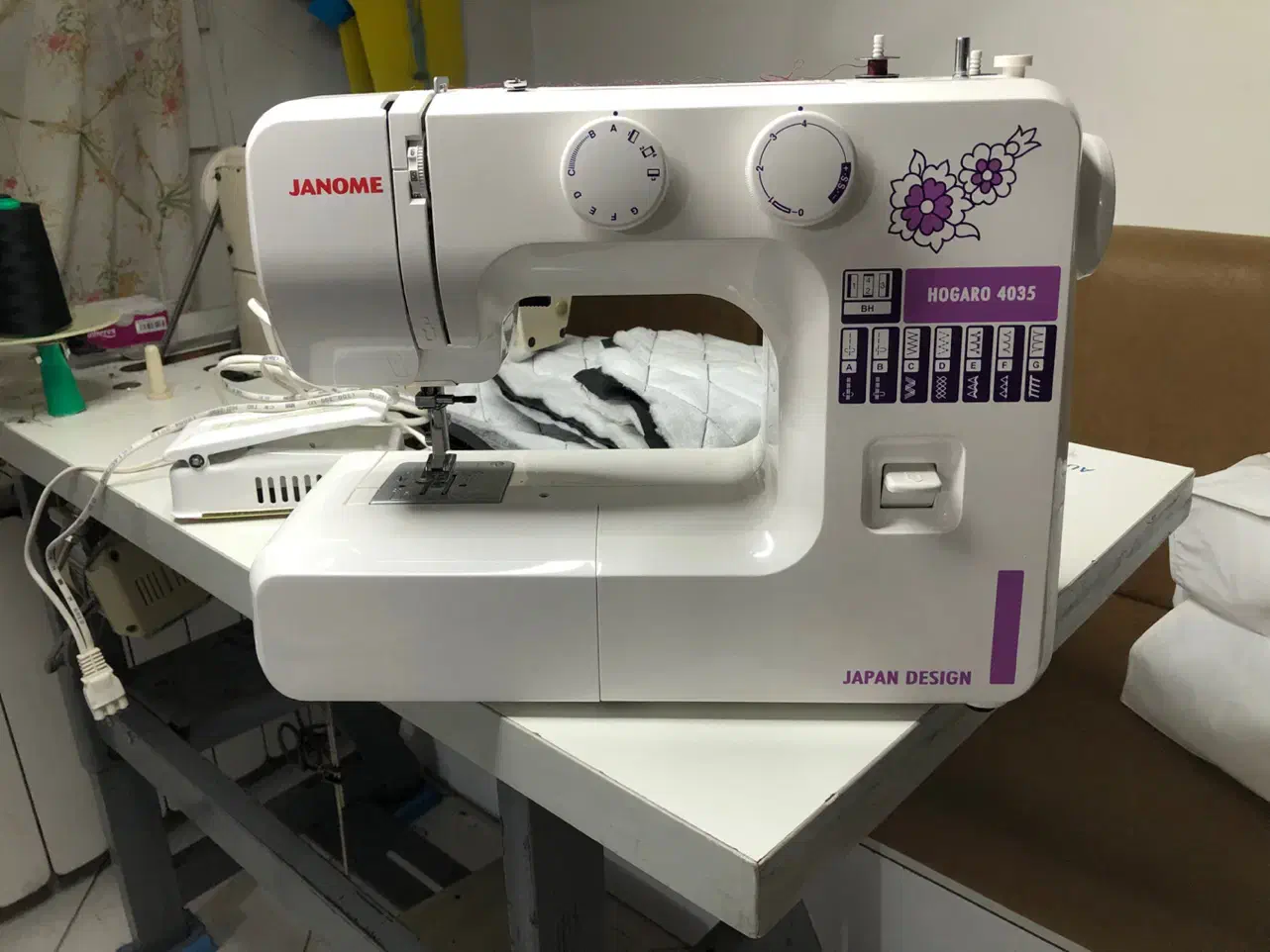 فروش|چرخ خیاطی و ریسندگی|تهران, جمهوری|دیوار