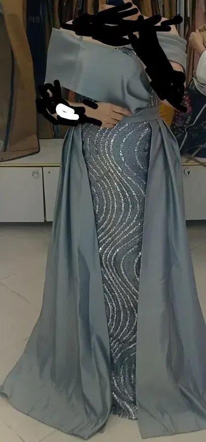 لباس مجلسی|لباس|یزد, |دیوار