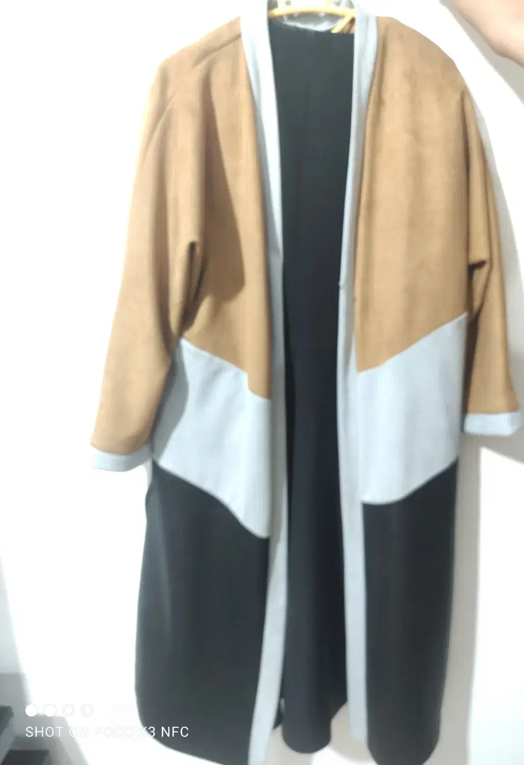 مانتو پاییزه و مانتو مشکی|لباس|ملایر, |دیوار