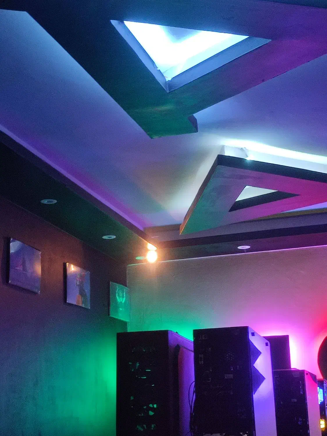 ادمین گیم نت در اندیشه|استخدام رایانه و فناوری اطلاعات|اندیشه, اندیشه فاز ۱|دیوار