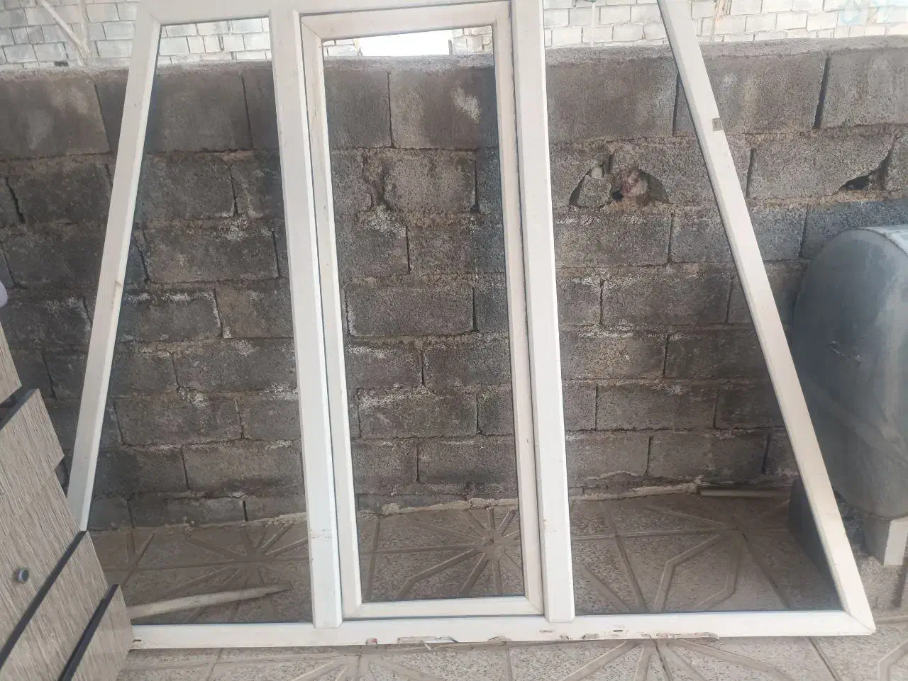 پنجره پیویسی|مصالح و تجهیزات ساختمان|ثلاث باباجانی, |دیوار