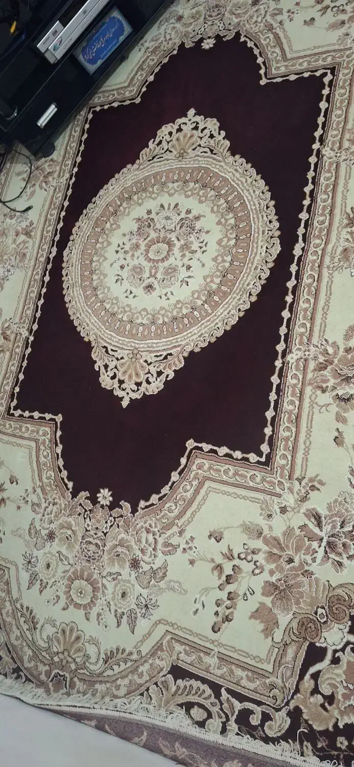 فرش 6 متری و 4 متره|فرش|رشت, کوی حسینی|دیوار