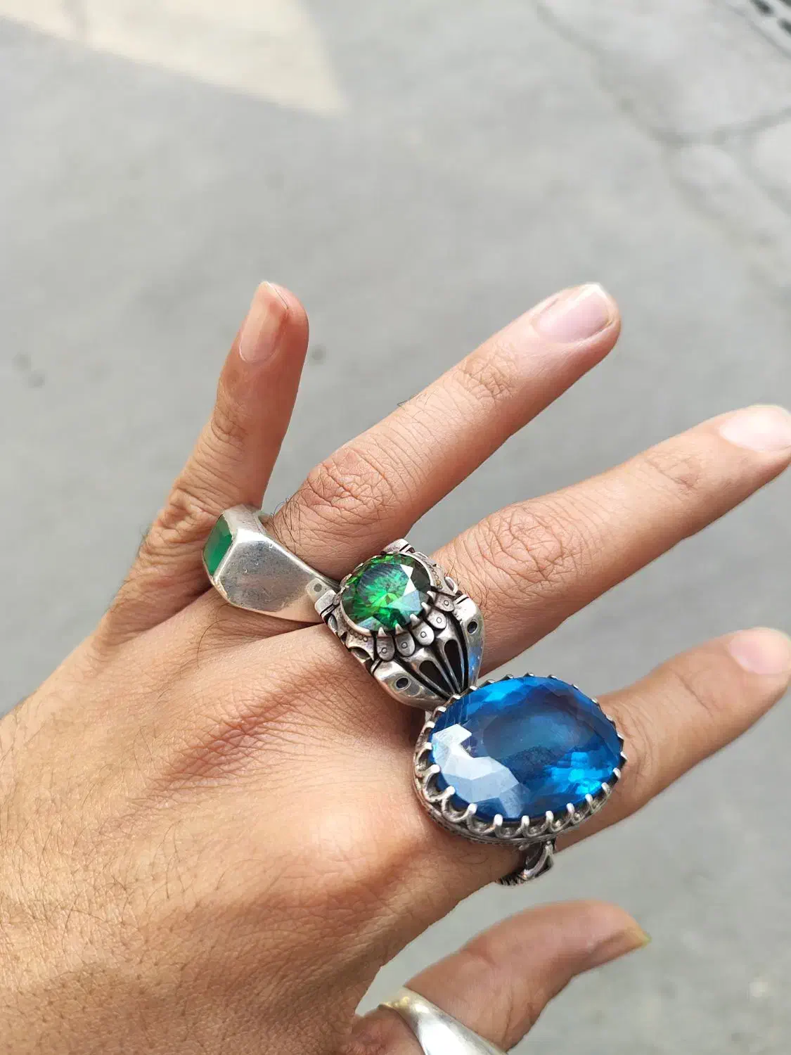 انگشتر های جواهری وخاص.موزنایت زمرد و توپاز|جواهرات|رباطکریم, نصیرشهر|دیوار