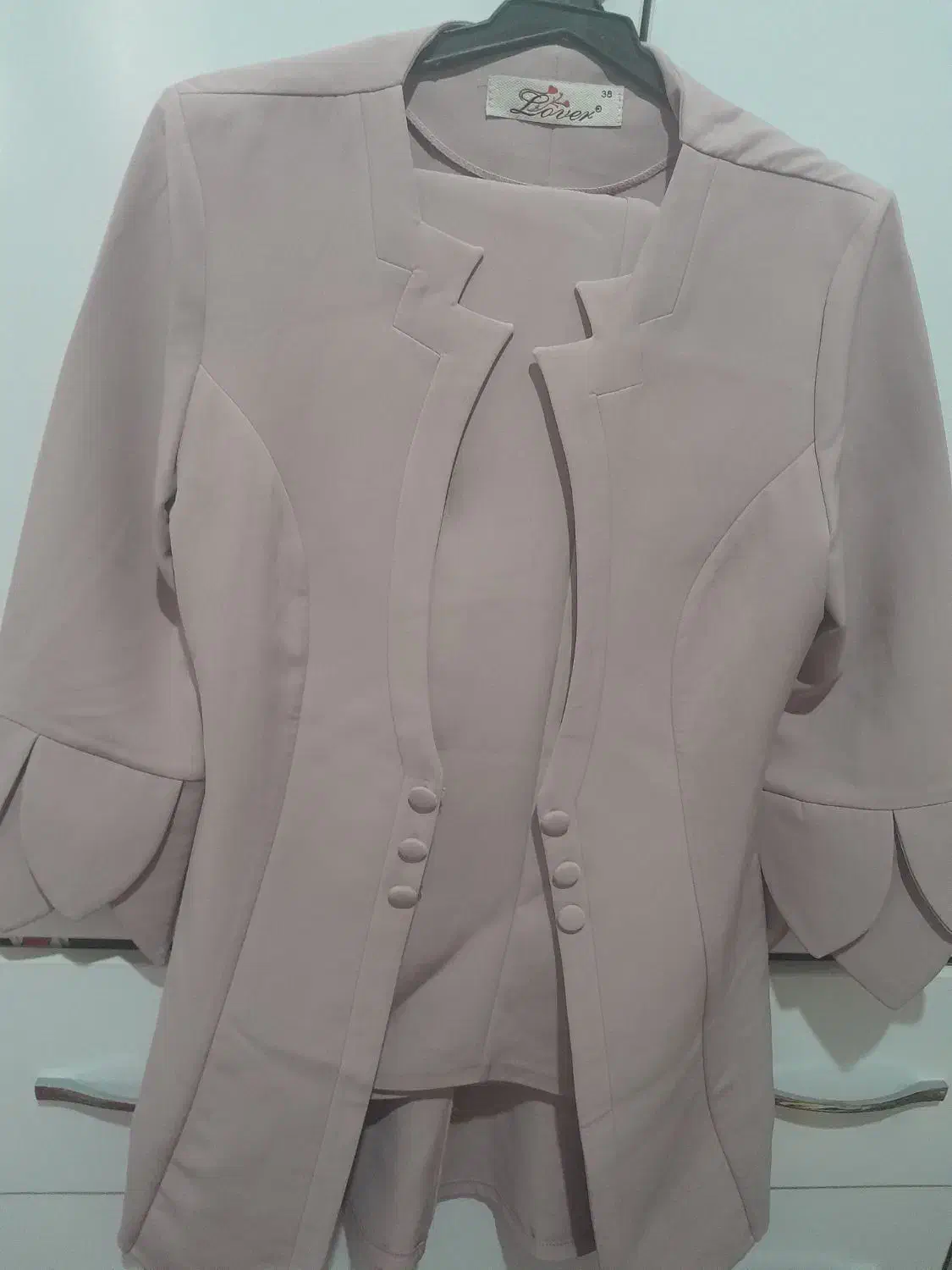 کت وشلوارزنانه درحدنوبسیارزیبا سایز۳۸|لباس|دورود, |دیوار