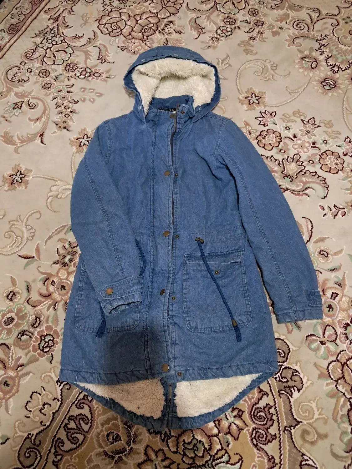 کاپشن کاملا سالم|لباس|بندرعباس, |دیوار