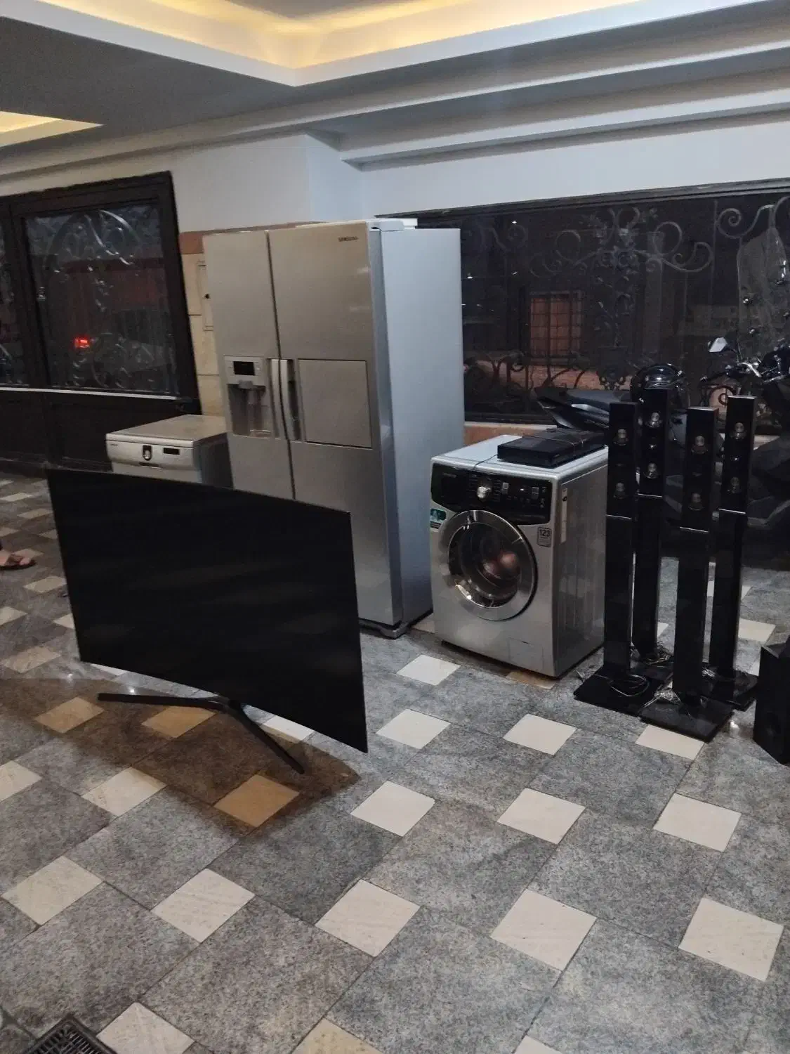 سمساری  تمام نقاط|عمده‌فروشی|تهران, یوسف‌آباد|دیوار