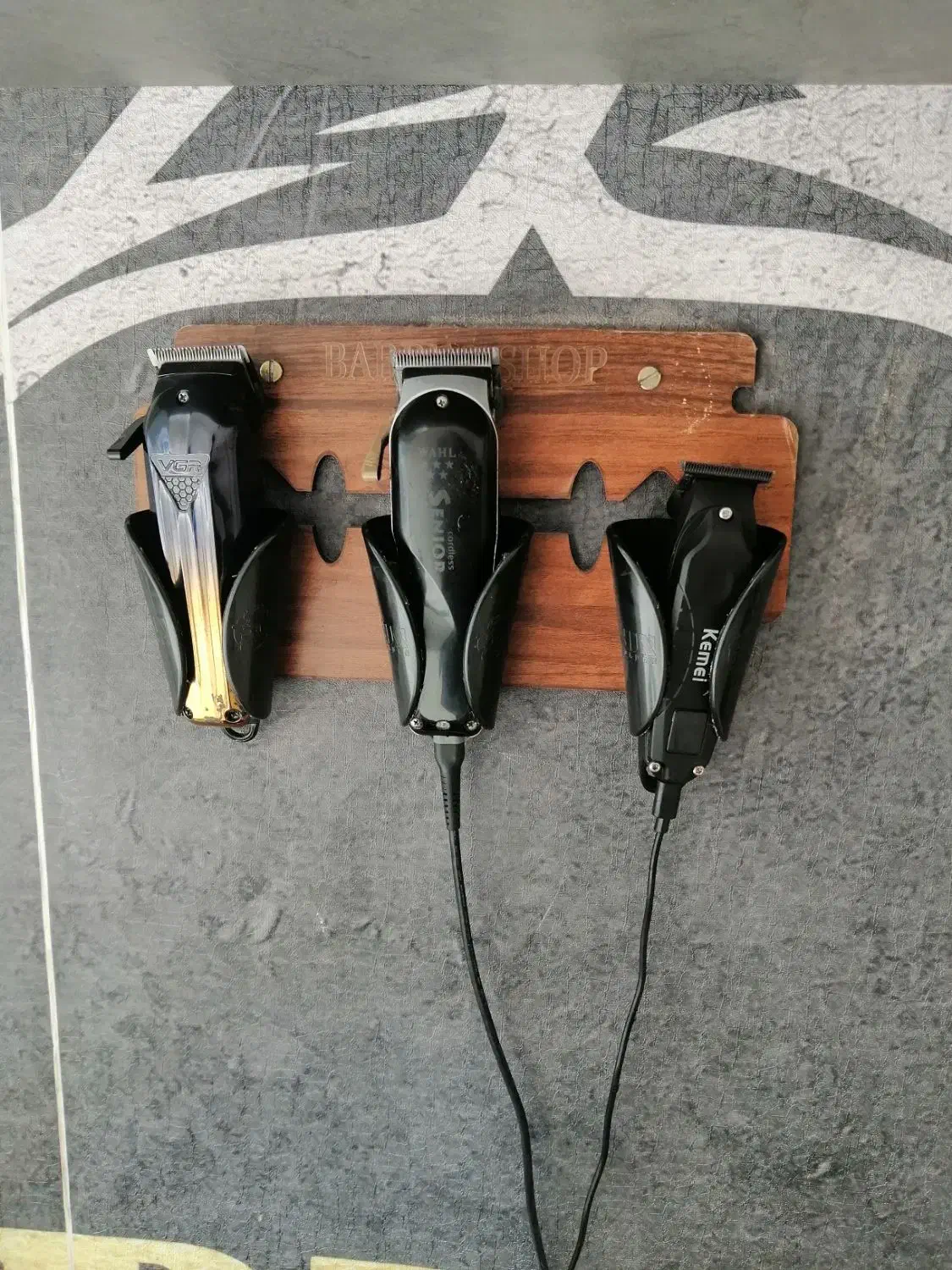 وسایل آرایشگاه|آرایشگاه و سالنهای زیبایی|هشتگرد, شهرک ولیعصر (مهستان)|دیوار